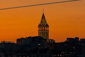 Istanbul: Explore Bosphorous on a Sunset Boat Cruise