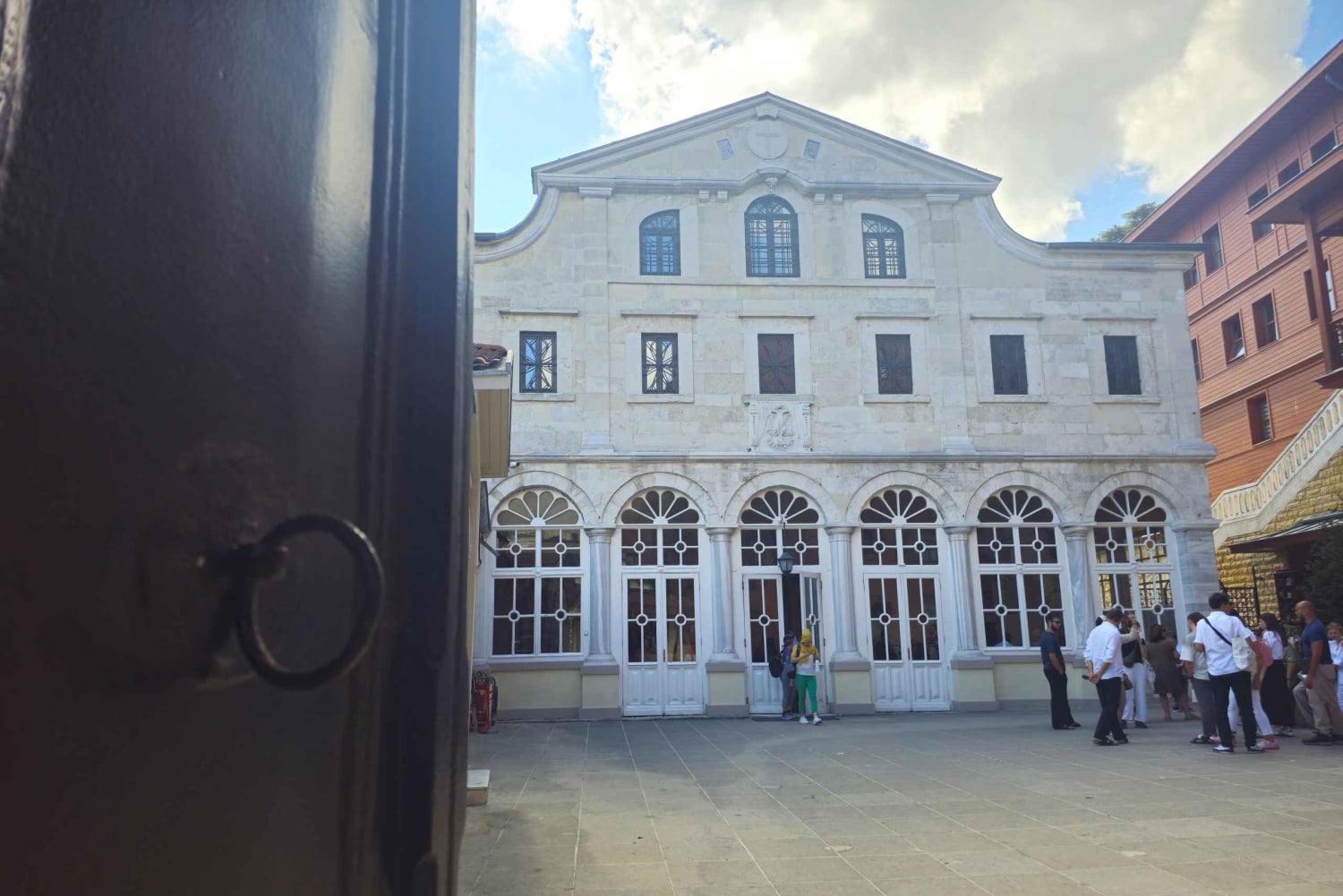 Istanbul: Fener & Balat Guided Tour through Colored Streets