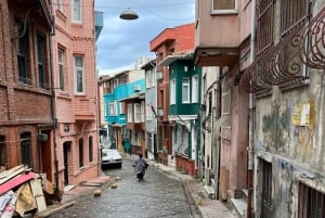 Istanbul: Fener, Balat, Old Greek and Jewish Quarter Tour