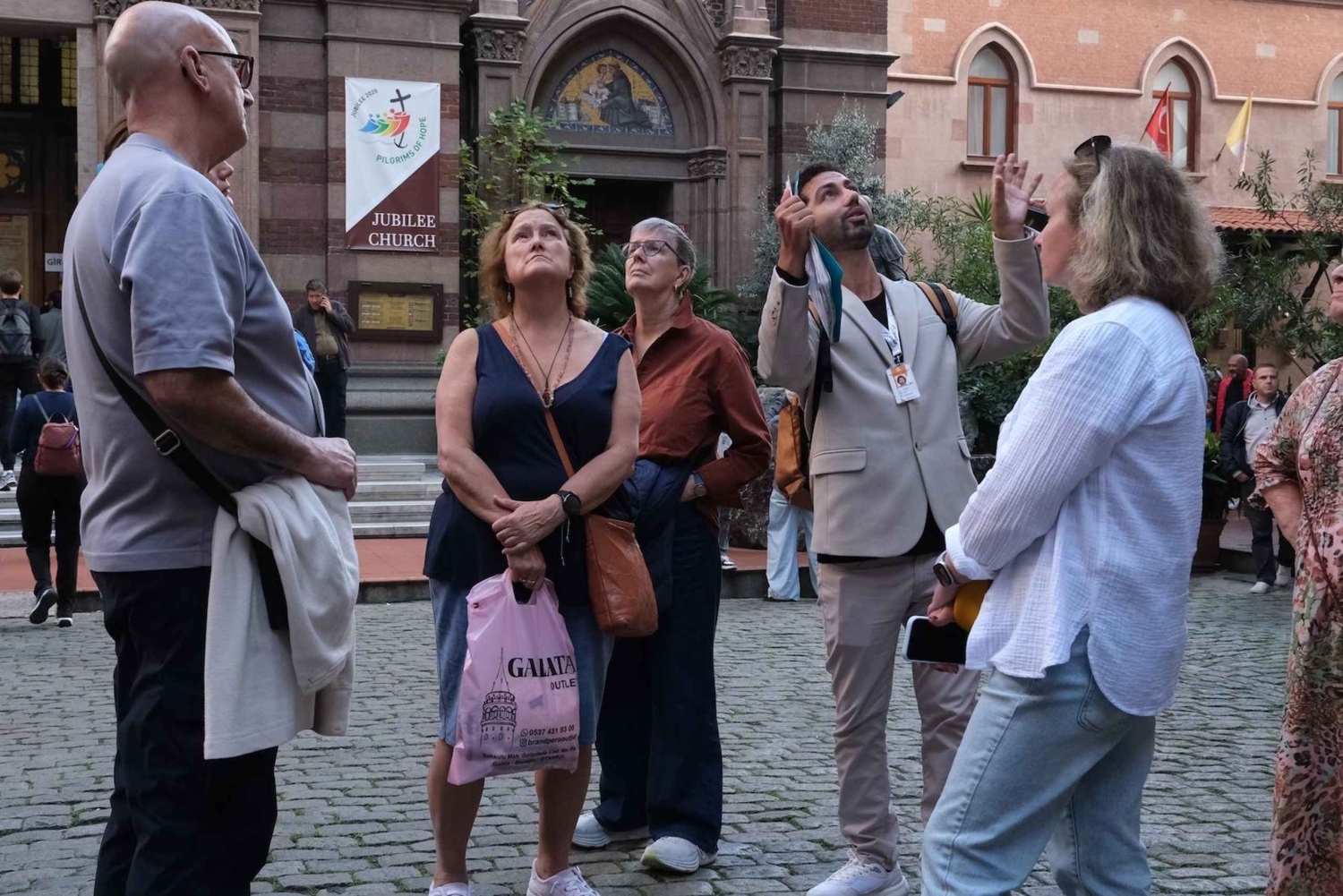 Istanbul: Galata, Taksim, Istiklal & Karaköy Walking Tour