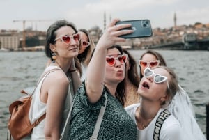 Istanbul: Galata Tower, Bosphorus & Hidden Gems Photo Shoot