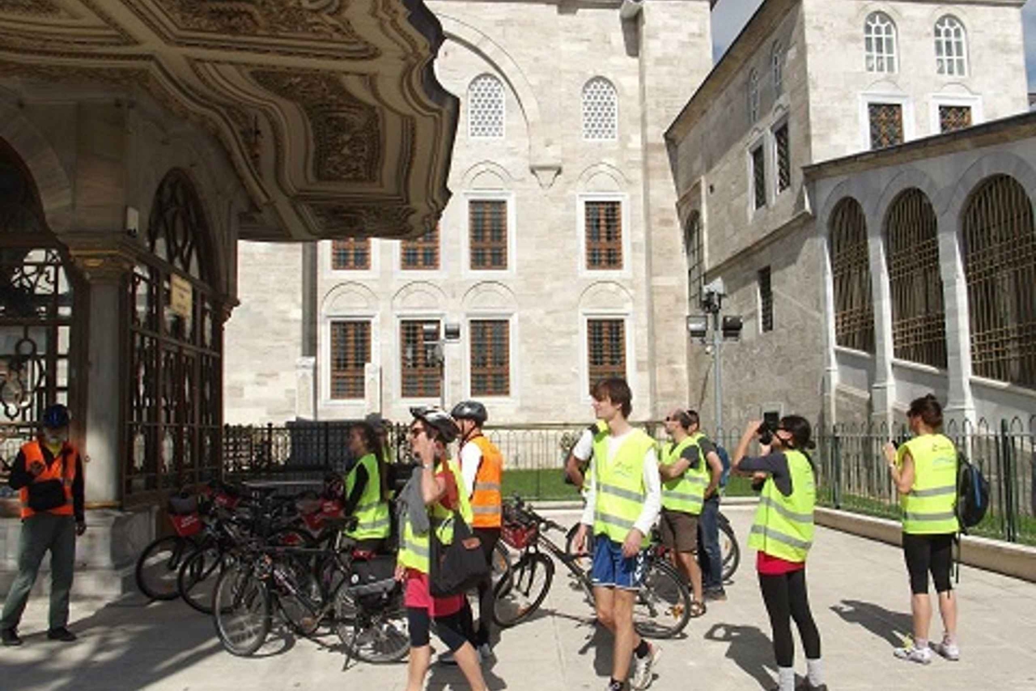 Istanbul: Golden Horn Bike Tour