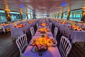 Istanbul: Golden Horn & Bosphorus Dinner and Show