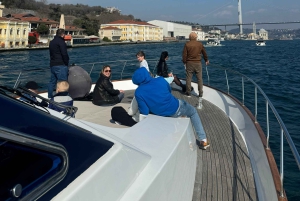 Istanbul:Golden Horn&Bosphorus Sunset Cruise on Luxury Yacht