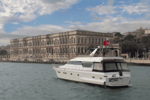Istanbul:Golden Horn&Bosphorus Sunset Cruise on Luxury Yacht