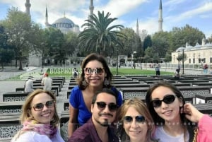 Istanbul: Guided Blue Mosque and Hagia Sophia Tour