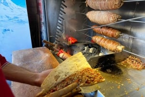 Istanbul: Guided Food Tour of Street Food and Markets
