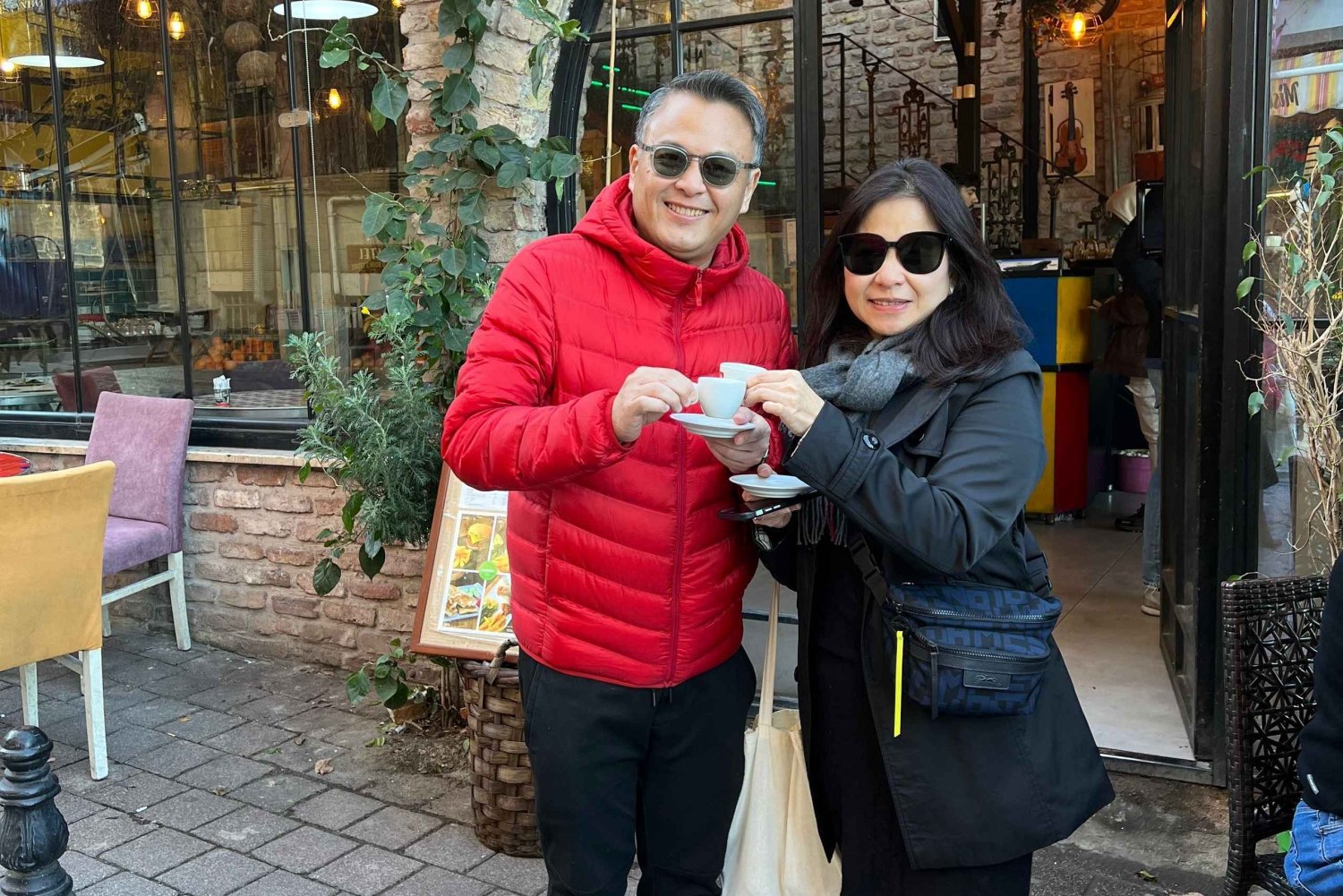Istanbul: Guided Food Tour with Ferry Ride