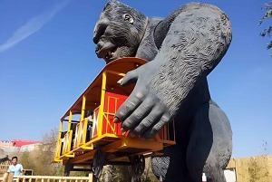 Istanbul: Vialand Lunapark Transfer w/ Optional Tour Guide