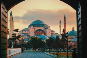 Istanbul: Hagia Sophia, Blue Mosque, & Basilica Cistern Tour