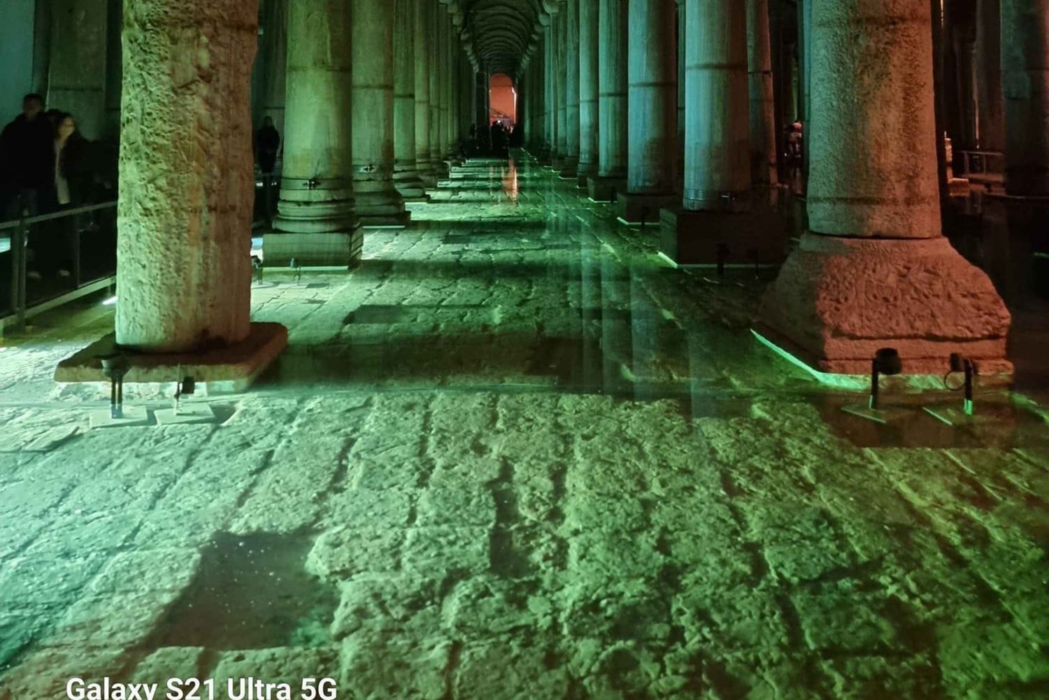 Istanbul: Hagia Sophia, Blue Mosque, Cistern & Bazaar Tour