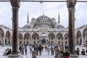 Istanbul: Hagia Sophia, Blue Mosque, Cistern & Bazaar Tour