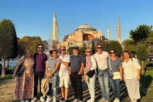 Istanbul: Hagia Sophia, Blue Mosque, Cistern & Bazaar Tour