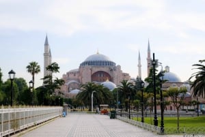 Istanbul: Hagia Sophia, Blue Mosque, Cistern & Bazaar Tour