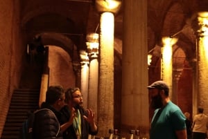 Istanbul: Hagia Sophia, Blue Mosque, Cistern & Bazaar Tour