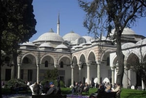 Istanbul: Half-Day Tour with Topkapi Palace