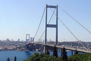 Istanbul Highlights: Two Continents Half-Day Tour