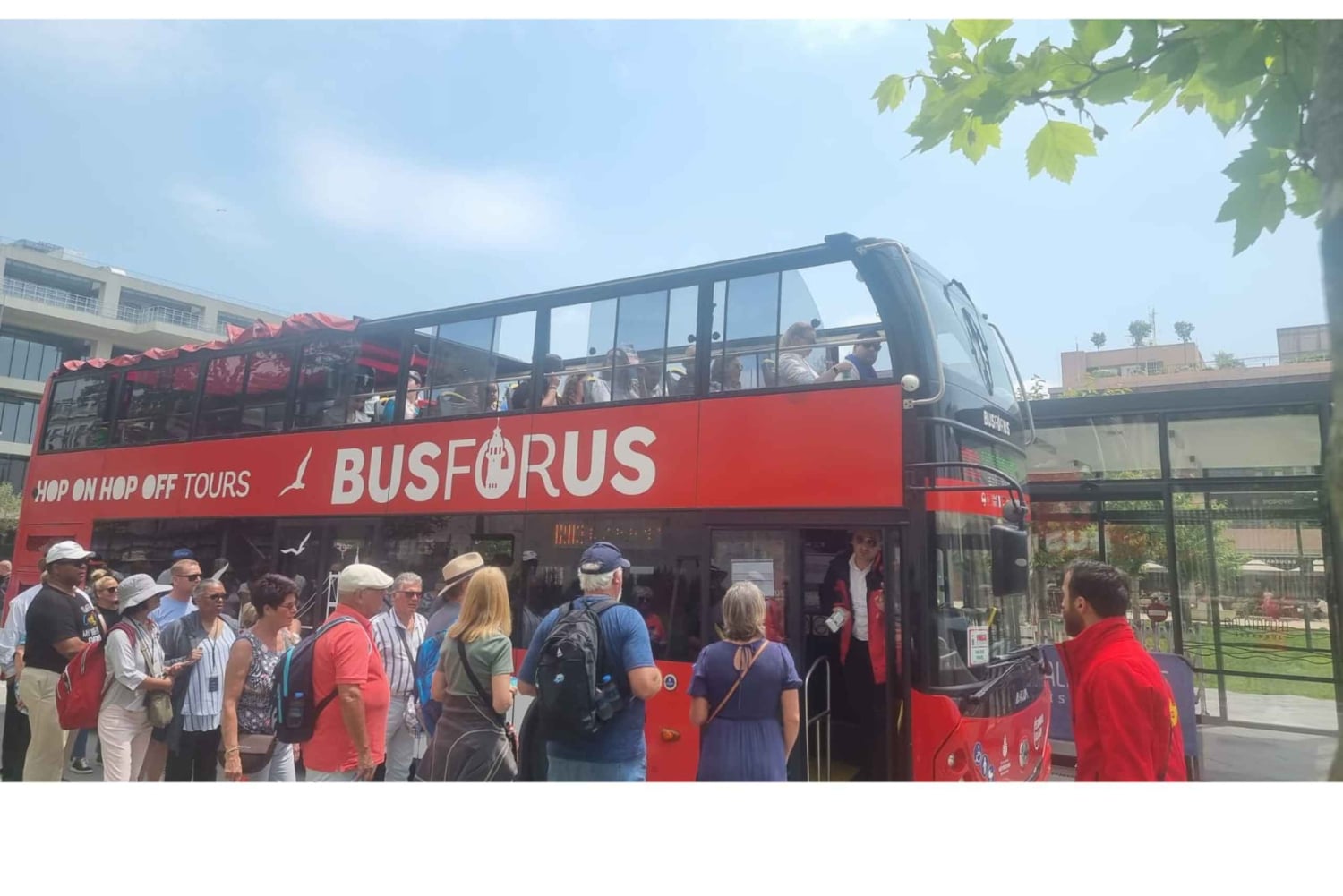 Istanbul: Hop-On Hop-Off Sightseeing Bus with Audio Guide