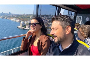 Istanbul: Hop-On Hop-Off Sightseeing Bus with Audio Guide