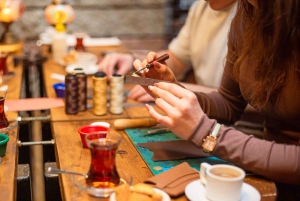 Istanbul: Leather Crafting Workshop with Snacks and Drinks