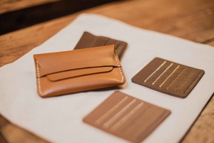 Istanbul: Leather Crafting Workshop with Snacks and Drinks