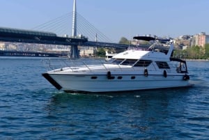 Istanbul: Luxury Yacht on Bosphorus