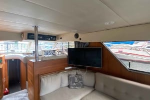 Istanbul: Luxury Yacht on Bosphorus