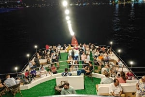 Istanbul: New Year's Eve Bosphorus Cruise with Dinner Option