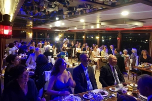 Istanbul: New Year's Eve Bosphorus Cruise with Fireworks