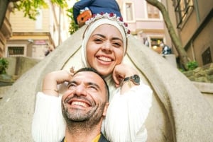 Istanbul: Photo Tour & Flying Dress Photographer