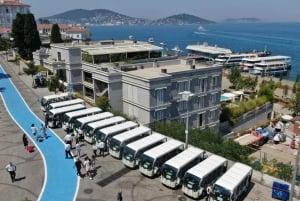 Istanbul: Princes Islands Tour with Heybeliada and Buyukada