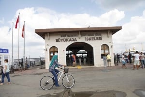 Istanbul Princes Islands Tour by Private Boat Pickup & Lunch