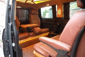 Istanbul: Private Airport Transfer