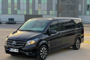 Istanbul: Private Airport Transfer