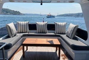 Istanbul: Private Bosphorus Tour On Luxury Yacht Eco#2