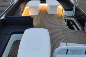 Istanbul: Private Bosphorus Yacht Tour