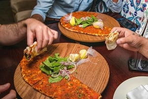 Istanbul: Private Food and City Tour with a Local Host