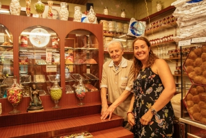 Istanbul: Private Guided Food Tour with 10 Tastings