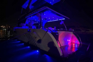 Istanbul: Private Yacht Organization on Bosphorus (14 Meter)