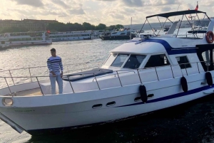 İstanbul:Private Luxury Yacht on Bosphorus 14 Meter(46 feet)
