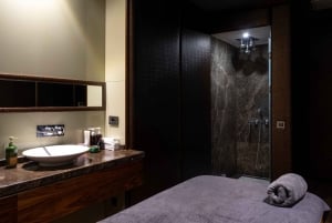 Istanbul: Private Turkish Bath, Massage, and Pool in Taksim