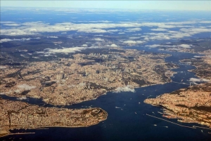 Istanbul:Private Yacht Cruise with Maiden's Tower Visit