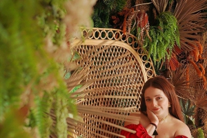 Istanbul: Rooftop Photoshoot with Flying Dress