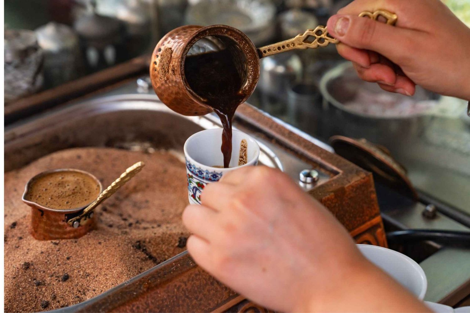 Istanbul: Sand-Brewed Turkish Coffee Workshop n/Sultanahmet