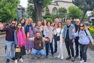 Istanbul: Secret Treasures Skip-The-Line Tour with Lunch