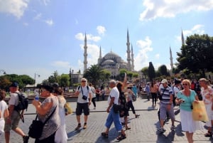 Istanbul Small-Group City and Secret Streets Tour with Guide
