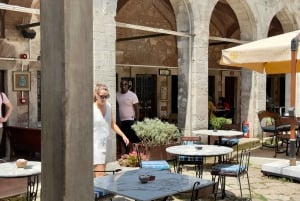 Istanbul Small-Group City and Secret Streets Tour with Guide