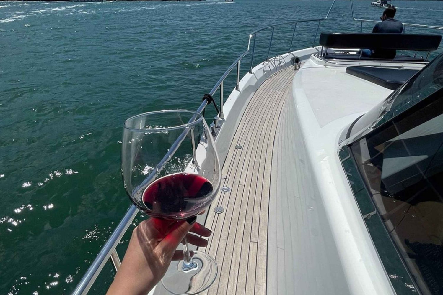 Istanbul: Small-Group Luxury Yacht Sunset Cruise w/ Snacks