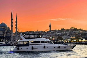 Istanbul: Small-Group Luxury Yacht Sunset Cruise w/ Snacks