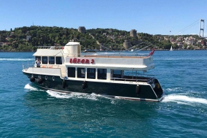 İstanbul: Small-Group Sunset Cruise & Audio Guide w/Snack